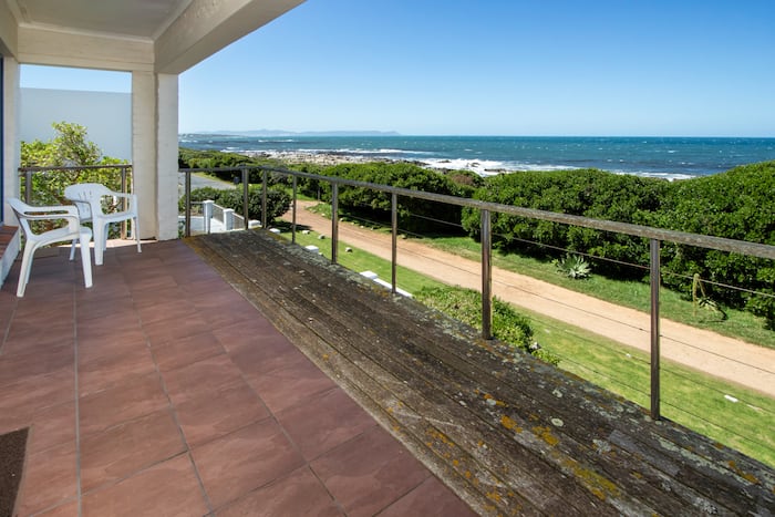 Property located at Single Family Home/House in Hermanus, South Africa