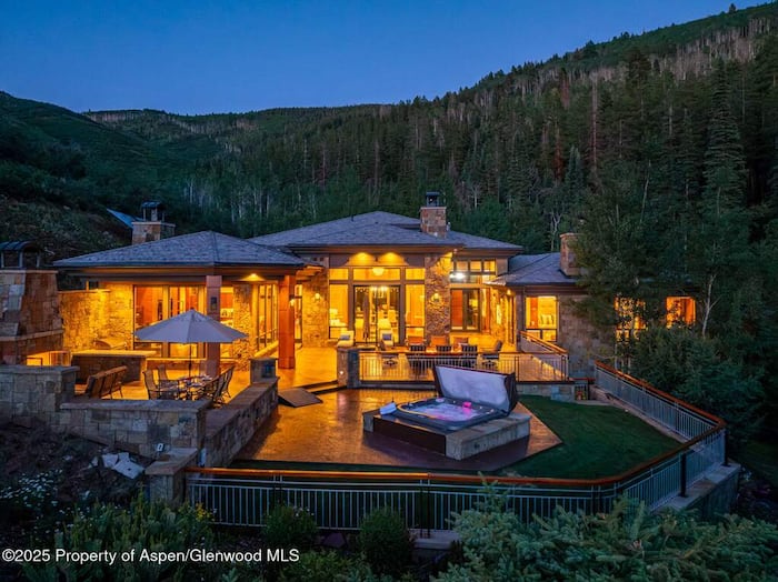 Single Family Home/House in Aspen, CO