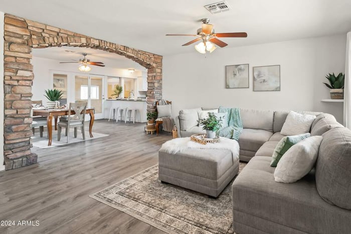 Property located at Single Family Home/House in Phoenix, AZ