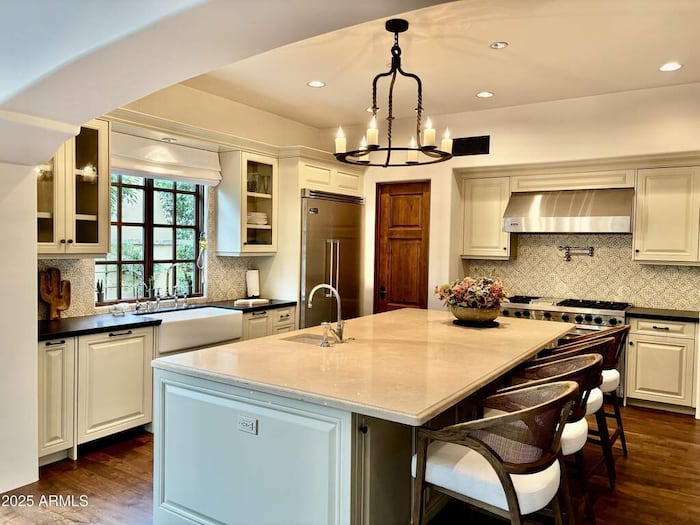 Property located at Single Family Home/House in Paradise Valley, AZ