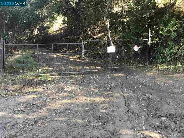 Land/Vacant Land in Castro Valley, CA