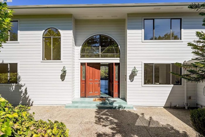 Property located at Single Family Home/House in Lafayette, CA