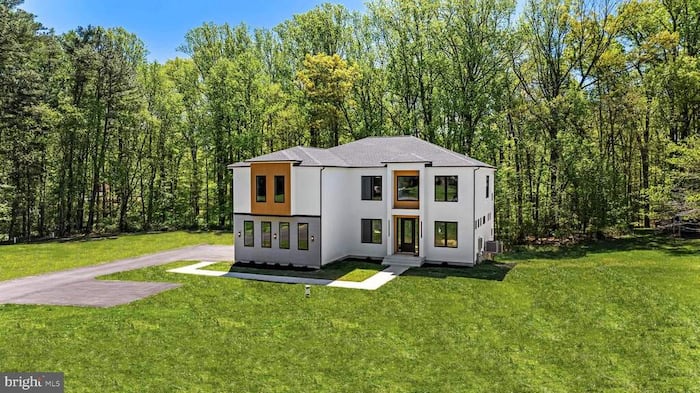 Property located at Single Family Home/House in Reisterstown, MD