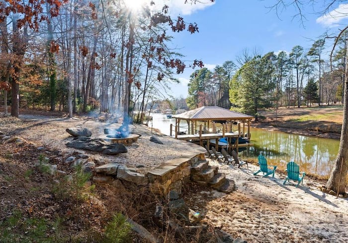 Land/Vacant Land in Mooresville, NC