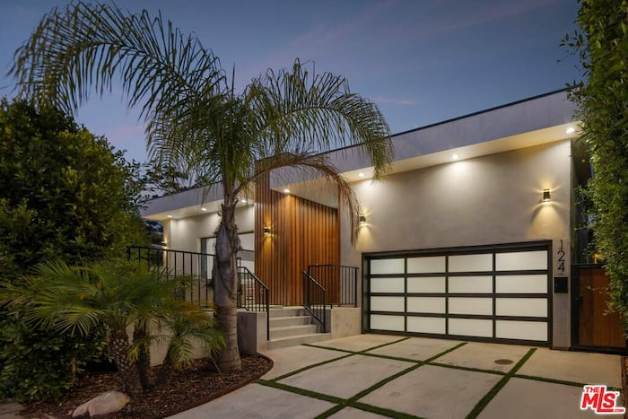 Property located at Single Family Home/House in Los Angeles, CA
