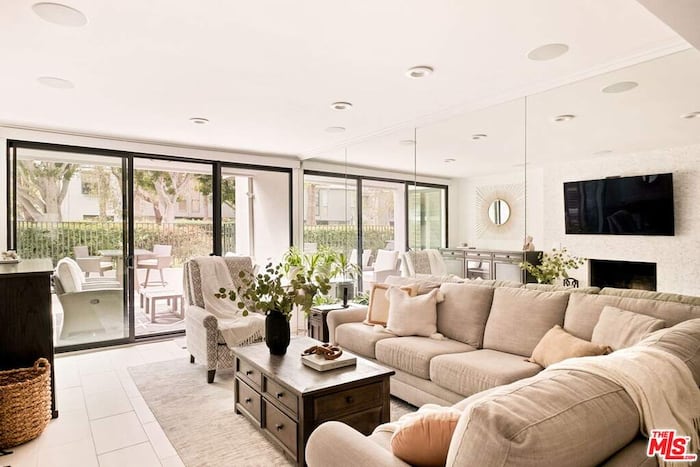 Property located at Condominium in Santa Monica, CA