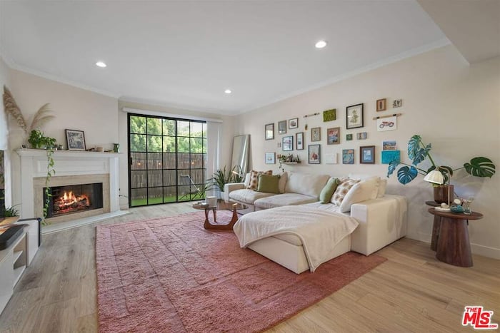 Property located at Condominium in Los Angeles, CA