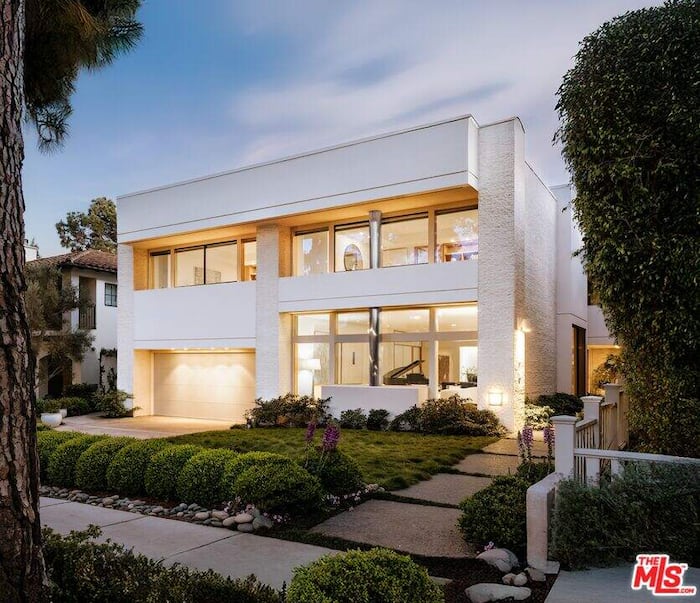 Property located at Single Family Home/House in Santa Monica, CA
