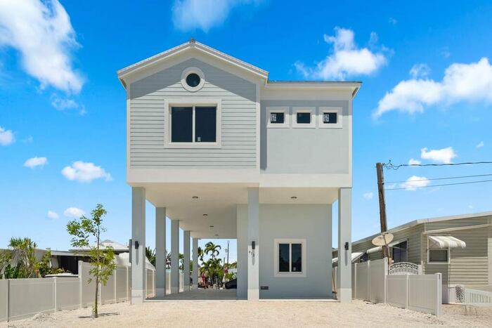 Property located at Single Family Home/House in Key Largo, FL