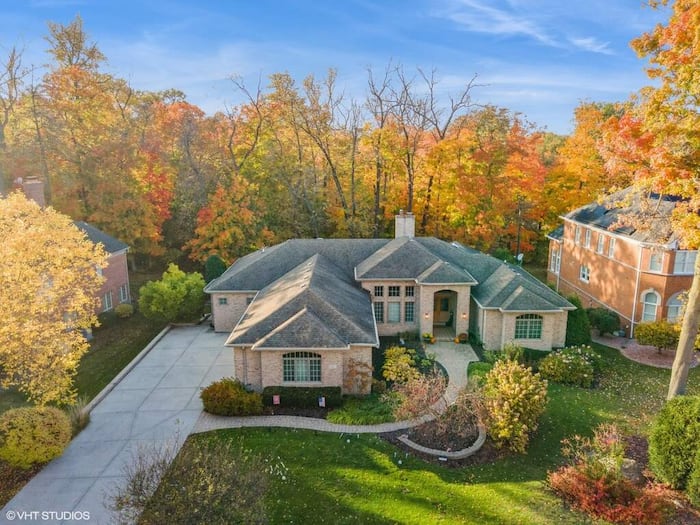 Property located at Single Family Home/House in Frankfort, IL