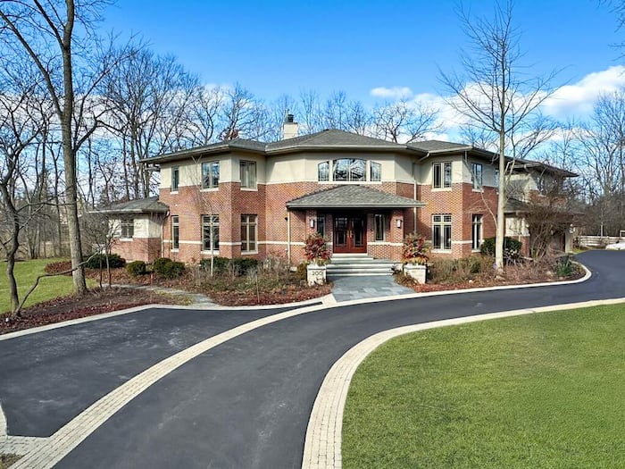 Property located at Single Family Home/House in Lake Forest, IL