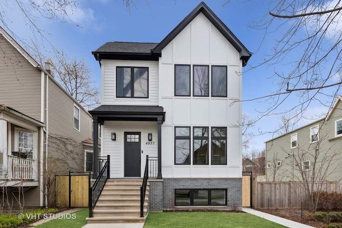 Property located at Single Family Home/House in Chicago, IL