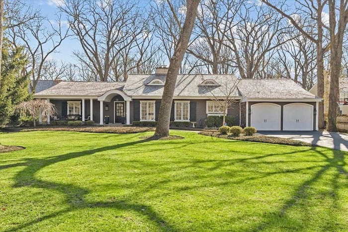Property located at Single Family Home/House in Lake Forest, IL