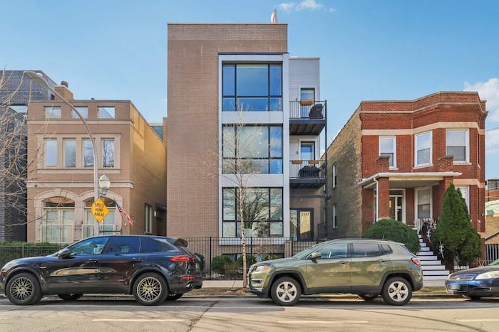 Property located at Condominium in Chicago, IL
