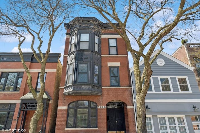 Property located at Condominium in Chicago, IL