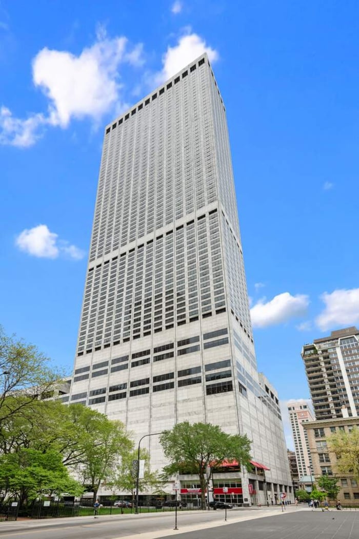 Property located at Condominium in Chicago, IL