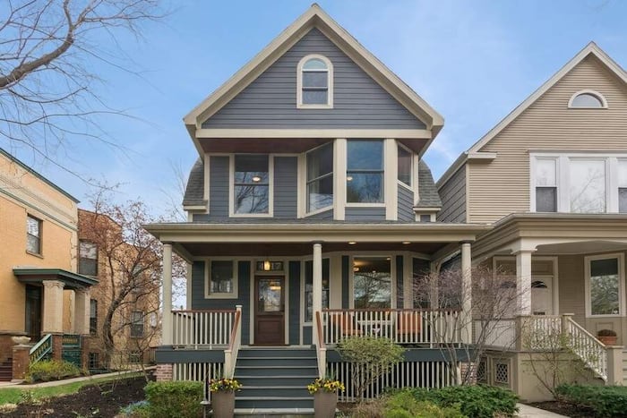 Property located at Single Family Home/House in Chicago, IL