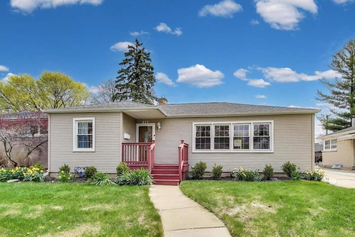 Property located at Single Family Home/House in Arlington Heights, IL