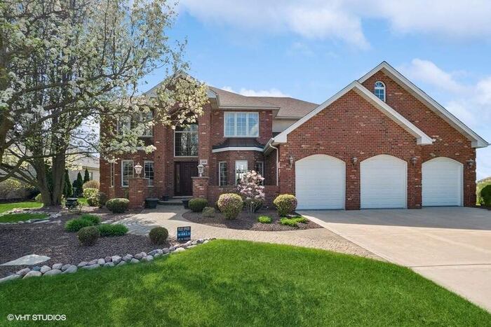 Property located at Single Family Home/House in Frankfort, IL