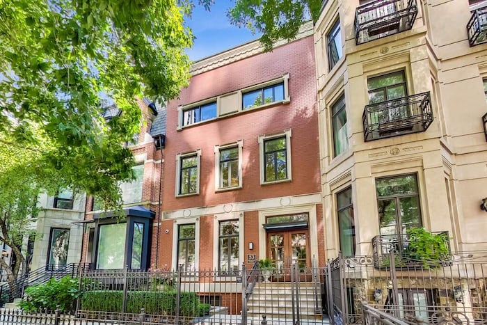 Property located at Single Family Home/House in Chicago, IL