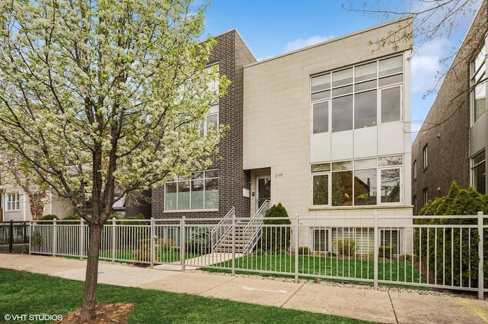 Property located at Condominium in Chicago, IL