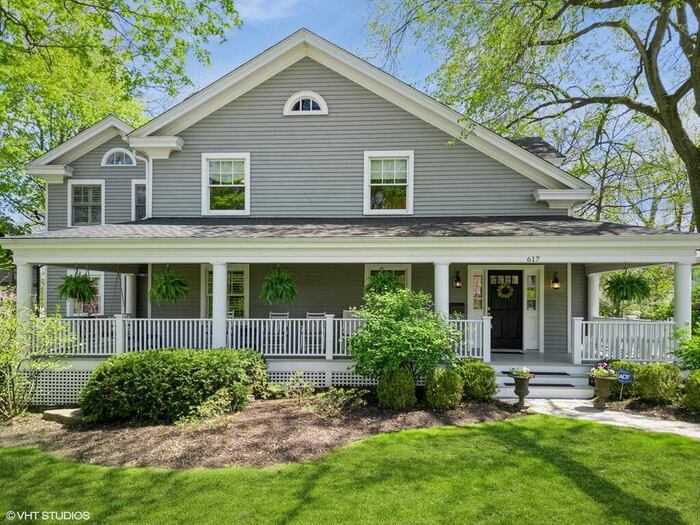 Property located at Single Family Home/House in Glen Ellyn, IL