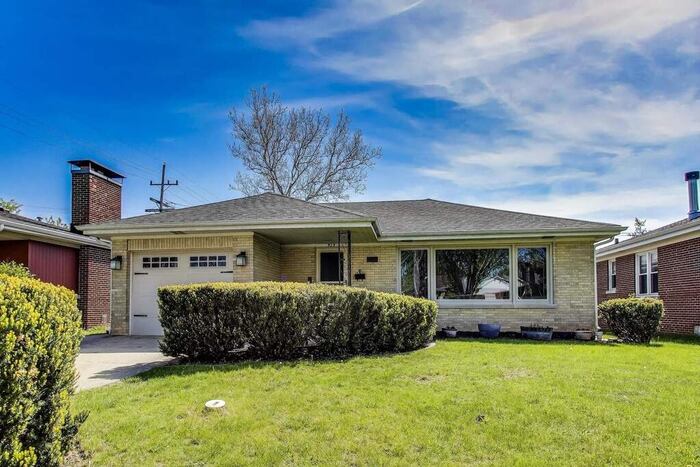 Property located at Single Family Home/House in Park Ridge, IL