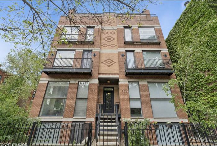 Property located at Condominium in Chicago, IL