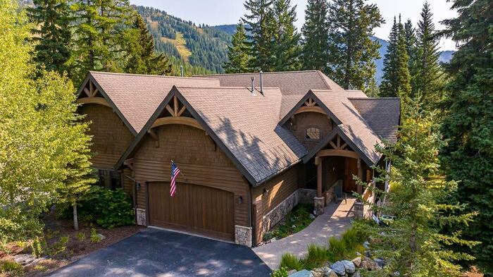 Condominium in Whitefish, MT