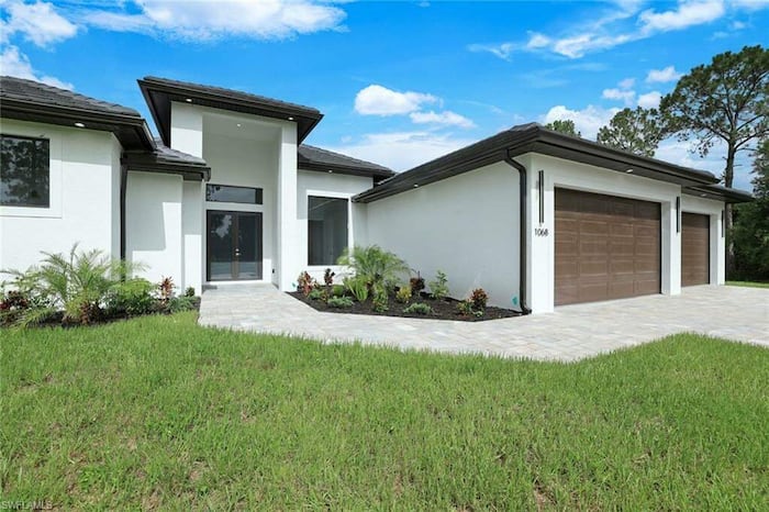 Property located at Single Family Home/House in Naples, FL