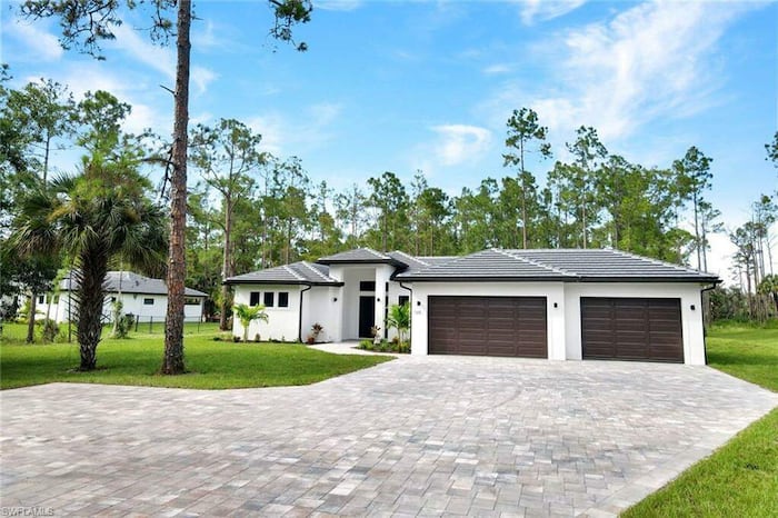 Property located at Single Family Home/House in Naples, FL