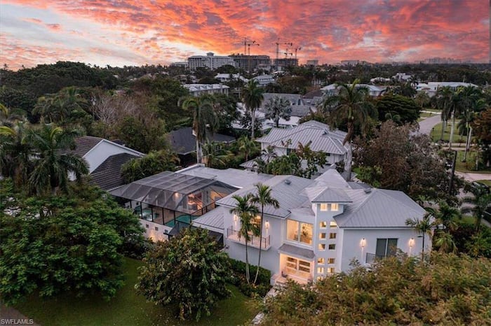Property located at Single Family Home/House in Naples, FL