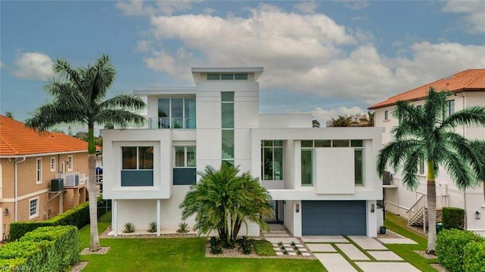 Property located at Single Family Home/House in Naples, FL