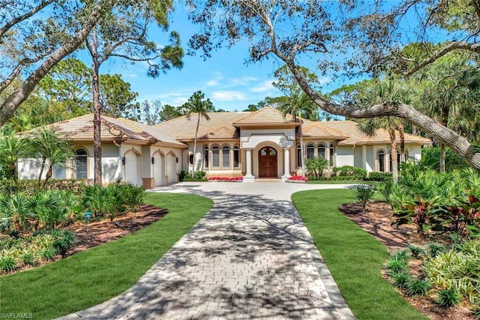 Property located at Single Family Home/House in Naples, FL