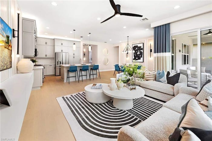 Property located at Single Family Home/House in Naples, FL