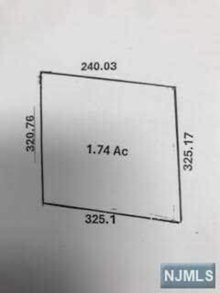 Land/Vacant Land in Upper Saddle River, NJ