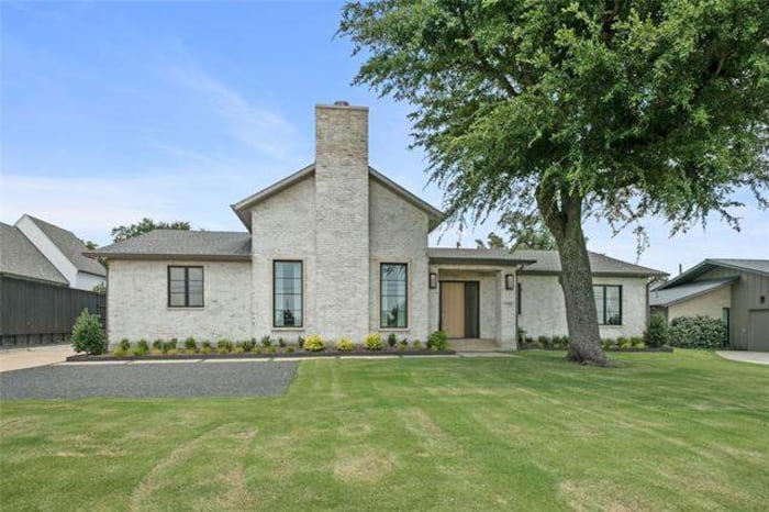 Property located at Single Family Home/House in Dallas, TX
