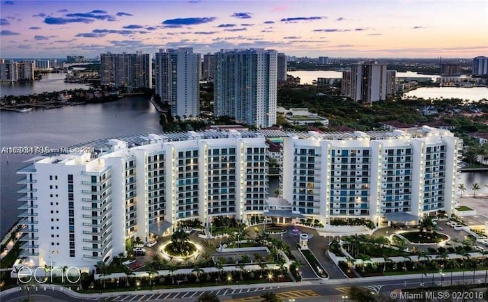 Property located at Condominium in Aventura, FL