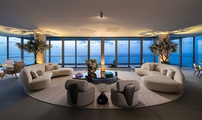 Property located at Condominium in Hallandale Beach, FL