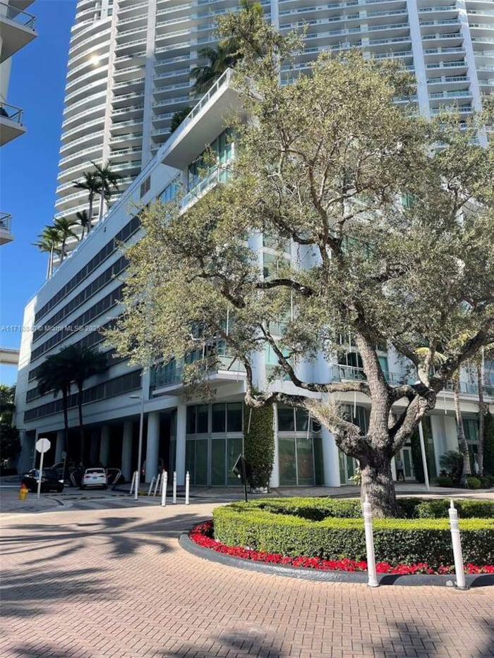 Property located at Condominium in Miami, FL