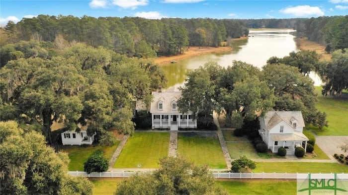 Property located at Single Family Home/House in Richmond Hill, GA