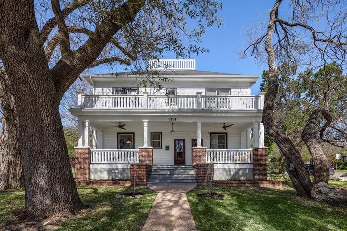 Property located at Single Family Home/House in Austin, TX