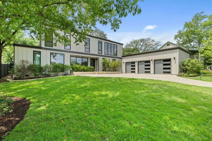 Property located at Single Family Home/House in Austin, TX