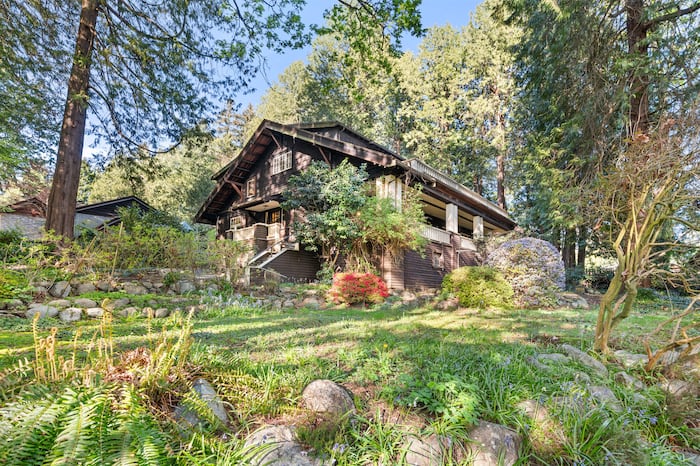 Property located at Single Family Home/House in Vancouver, Canada