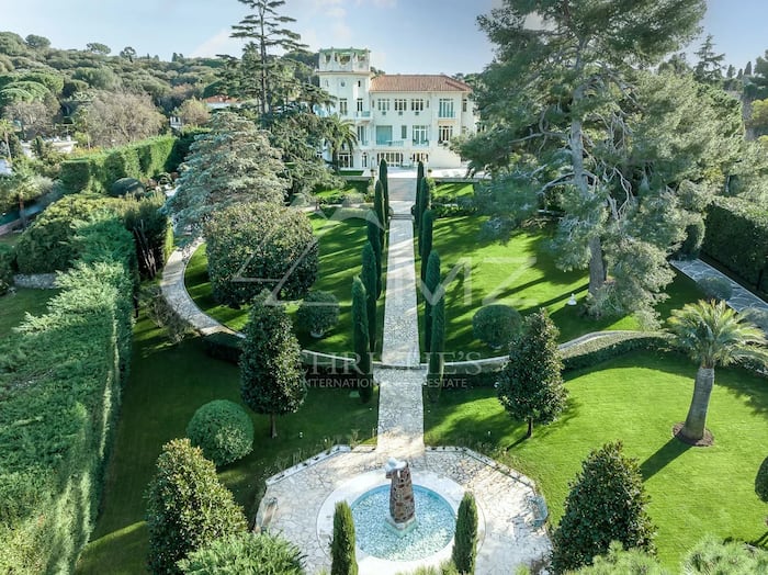 Property located at Villa/Townhouse in Antibes, France