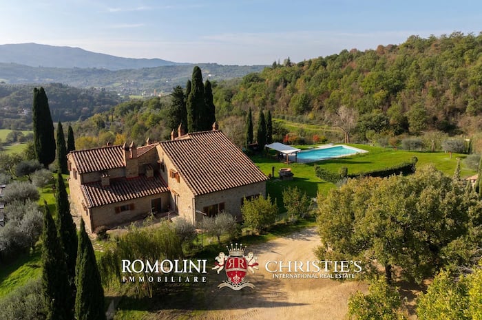 Property located at Villa/Townhouse in Arezzo, Italy