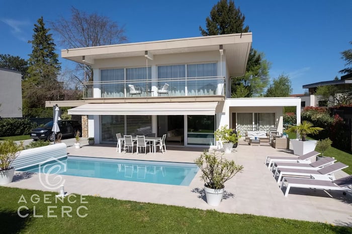 Villa/Townhouse in Annecy-le-Vieux, France