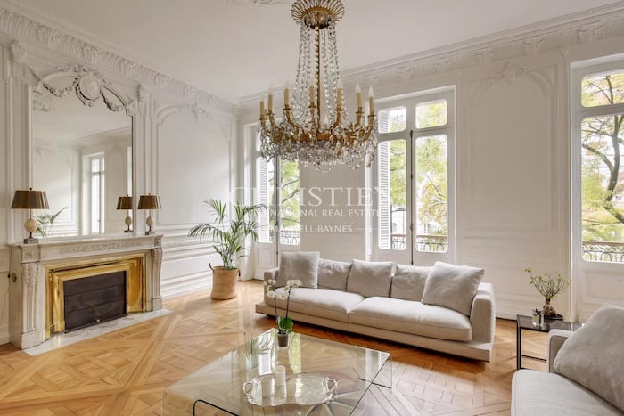 Property located at Apartment/Flat in Bordeaux, France