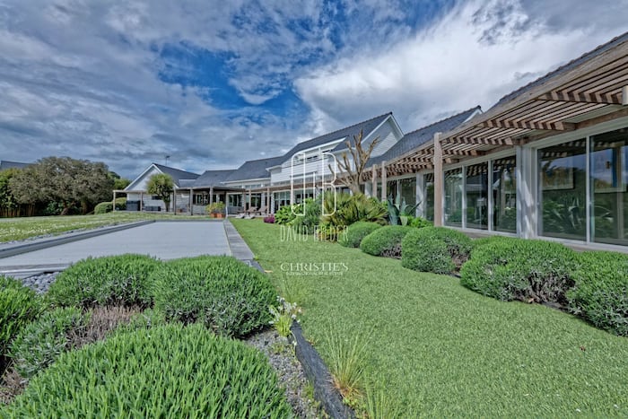 Property located at Villa/Townhouse in Guérande, France
