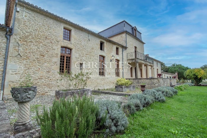 Property located at Chateau in Monségur, France